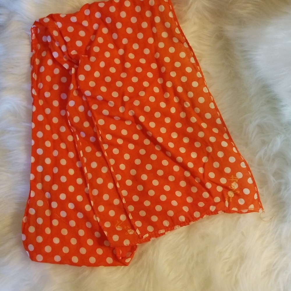 Thirty one scarf